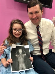scoliosis patient with doctor