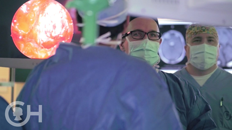 neurosurgeons in operating room
