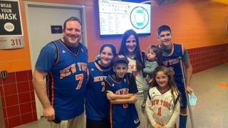 Shlomo and family in Knicks jerseys