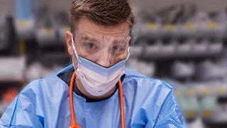 hospital employee wearing PPE