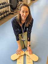 Device used to measure functional turnout range of motion with ballet dancers