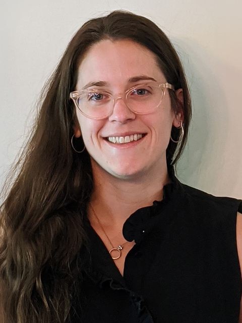 Carlyn Glatts, MD