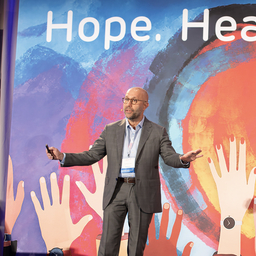 Dr. Rychik at Cardiology 2025 conference on stage
